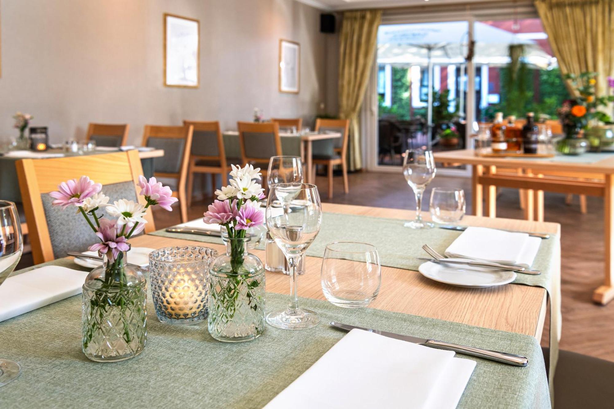 Hotel Restaurant "Zur Post" Holdorf Dış mekan fotoğraf