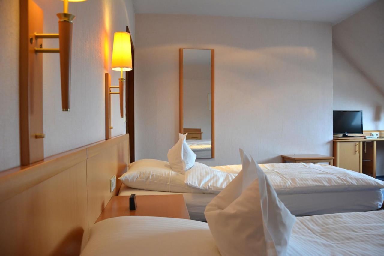 Hotel Restaurant "Zur Post" Holdorf Dış mekan fotoğraf
